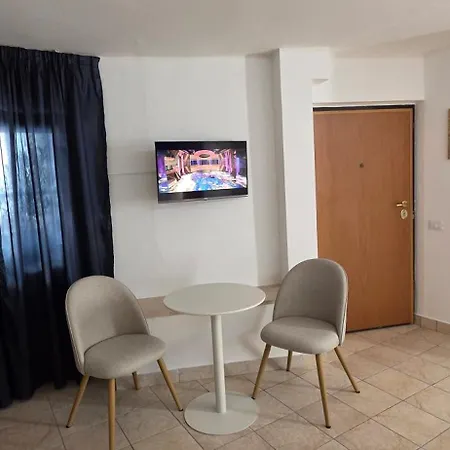 Apartment 58